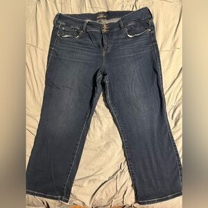 Torrid super soft crop jegging. Size 22 inseam 34 inches long